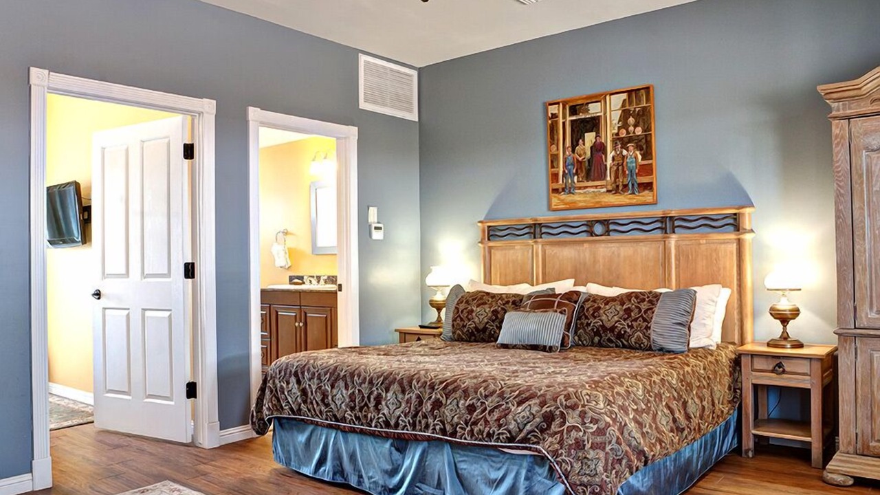 Photo of Bedroom in Tombstone
