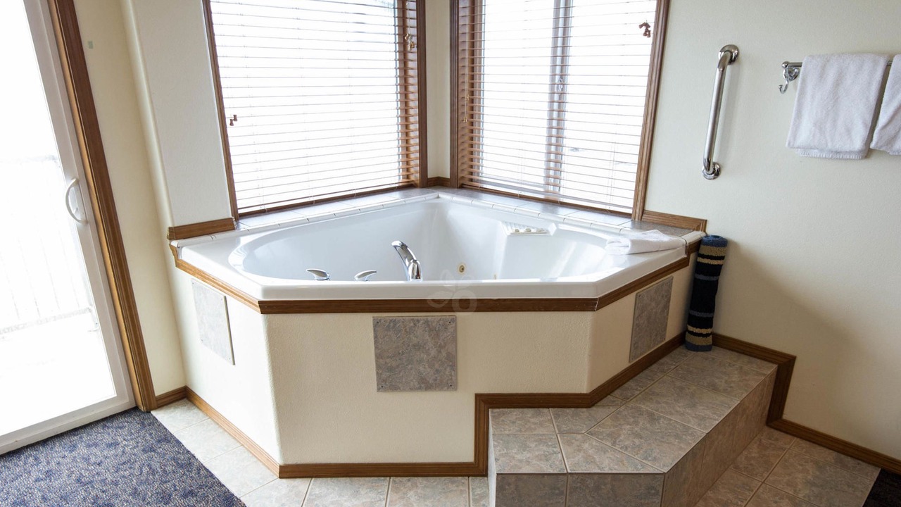 Photo of Bathroom in Nelscott