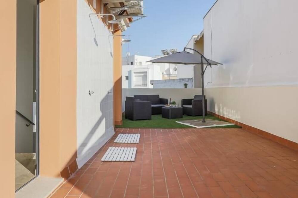 Photo of Patio Balcony in Alcala Del Rio