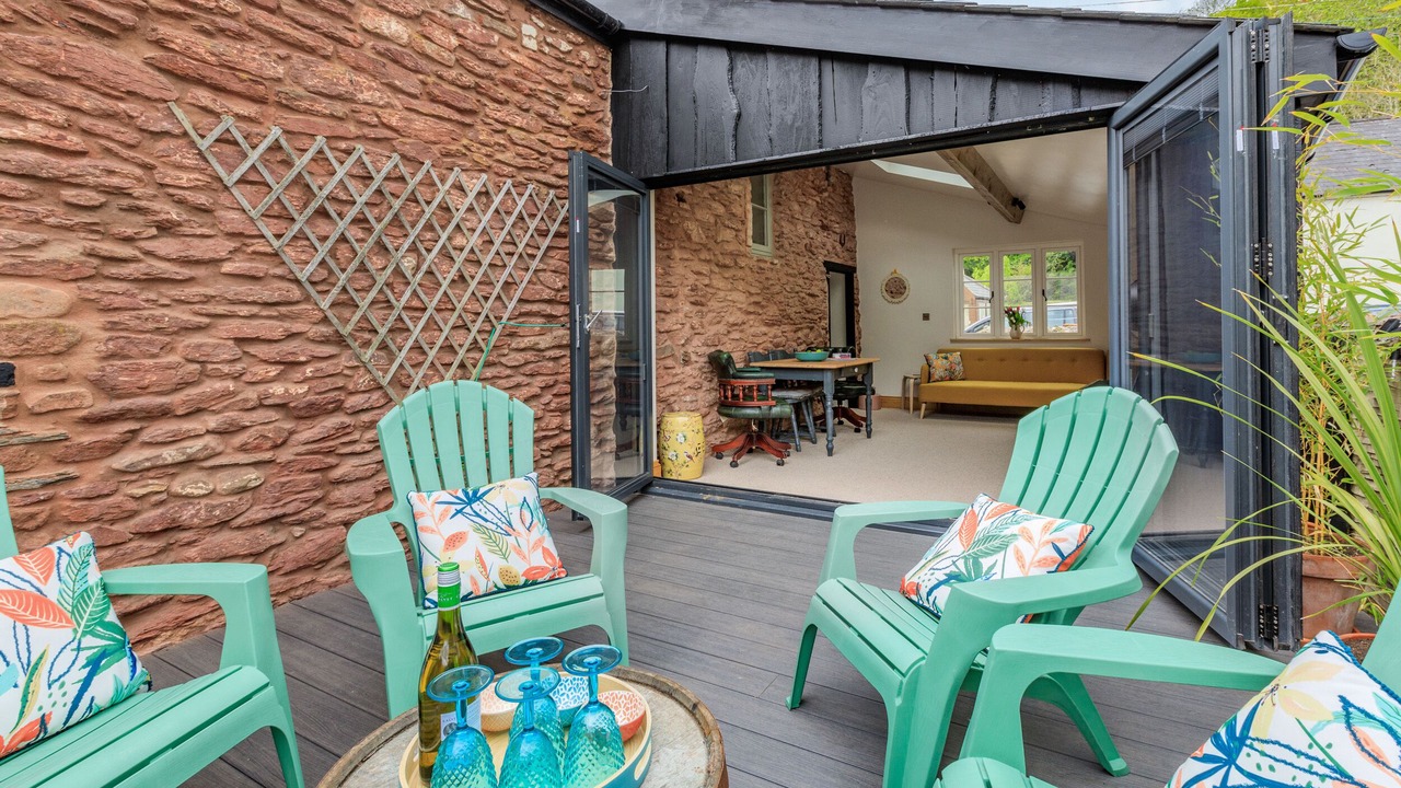 Photo of Patio Balcony in Roadwater