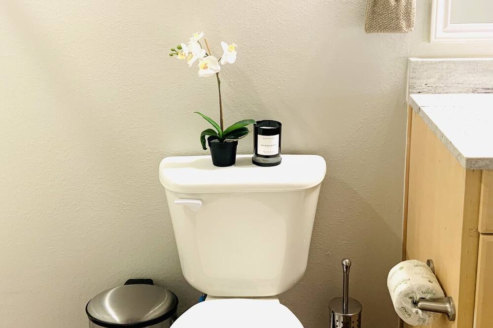 Photo of Bathroom in Carrollton