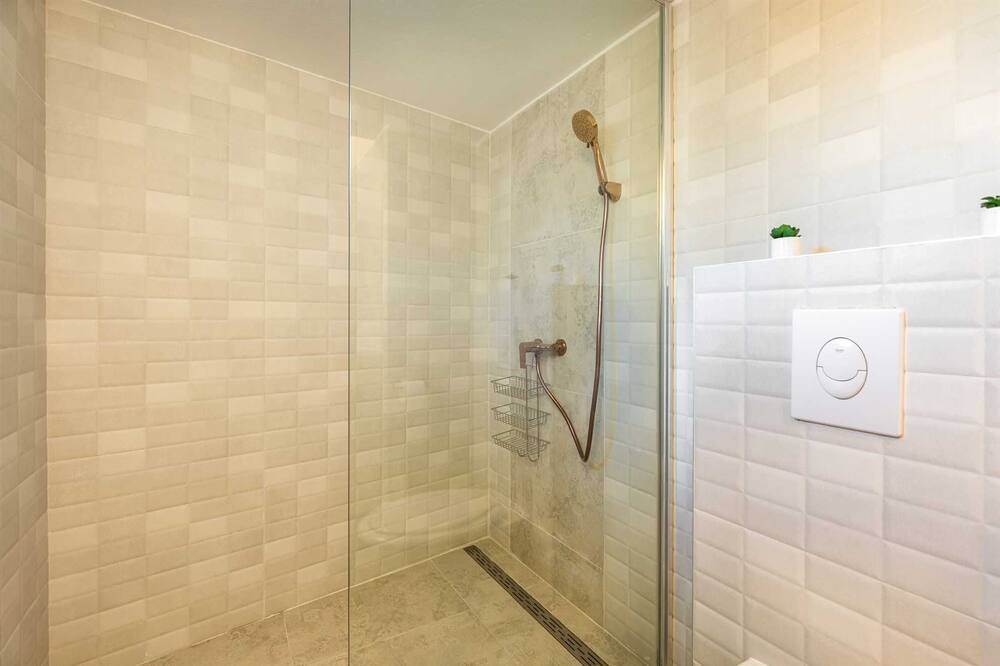 Photo of Bathroom in Sveti Vid Dobrinjski