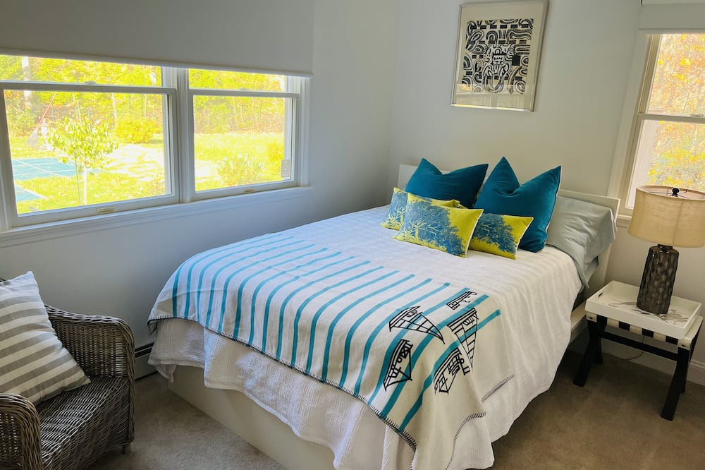 Photo of Bedroom in Wading River