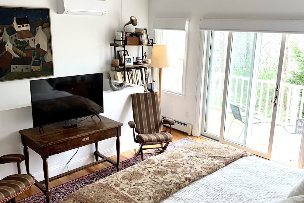 Photo of Bedroom in Wading River