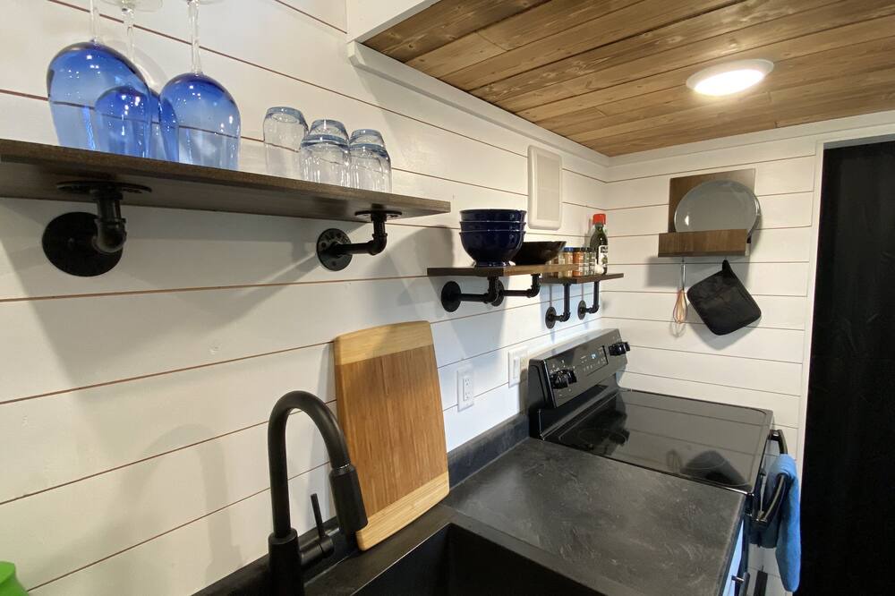 Photo of Kitchen in Mirrormont