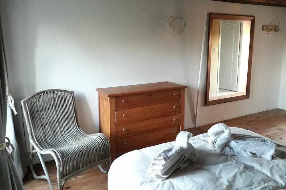 Photo of Bedroom in Vire-Normandie