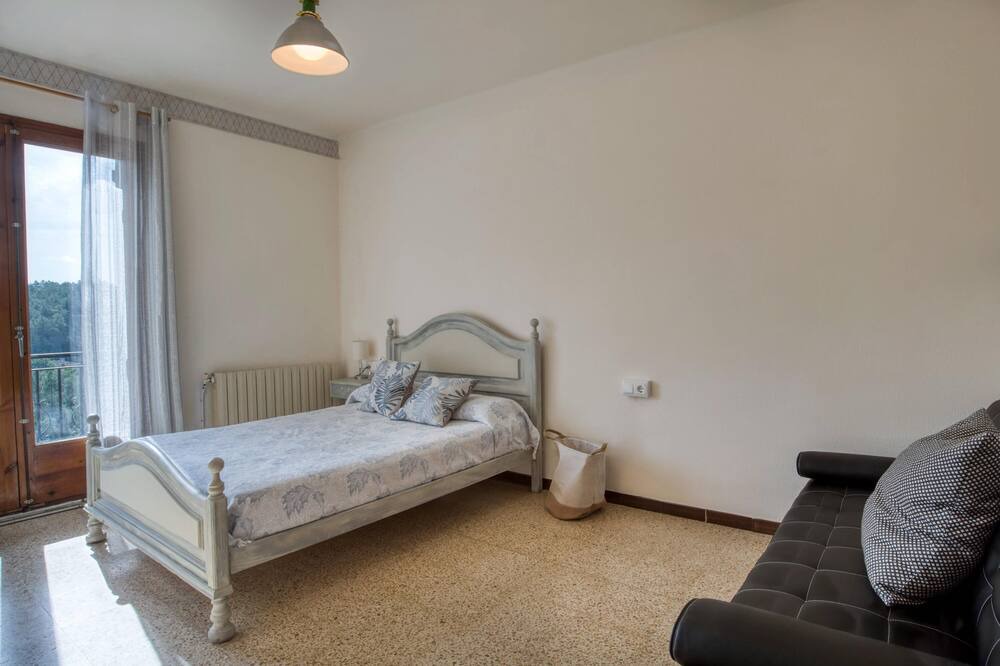 Photo of Bedroom in Arbucies