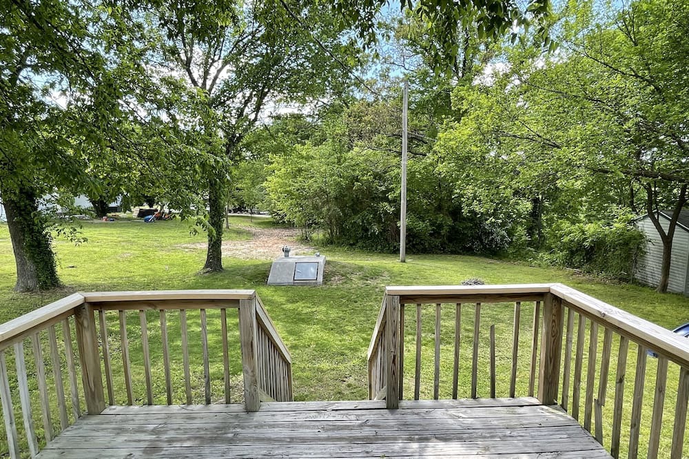 Photo of Patio Balcony in Baxter Springs