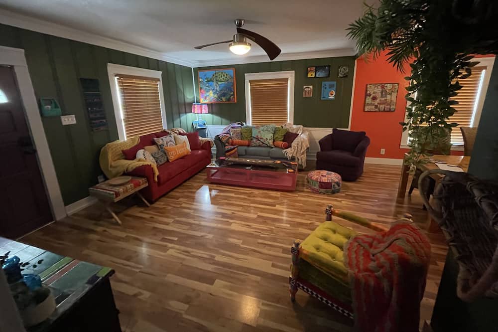 Photo of Livingroom in Baxter Springs