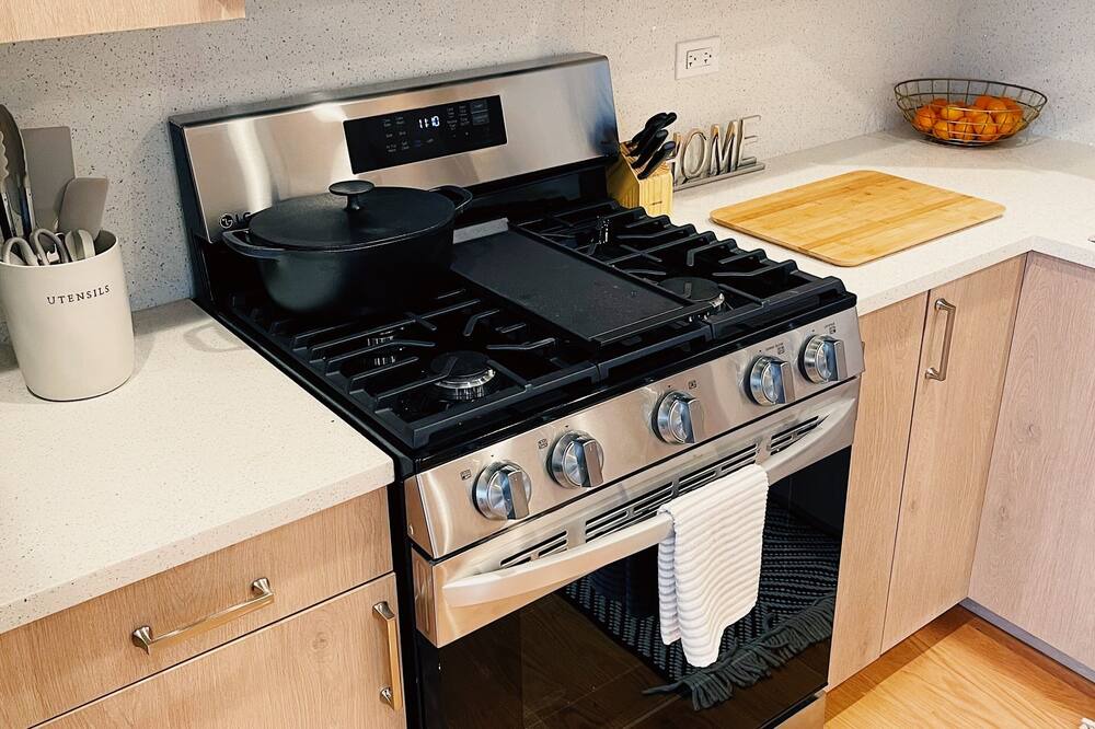 Photo of Kitchen in East Garfield Park