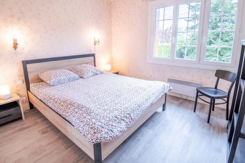 Photo of Bedroom in Blere
