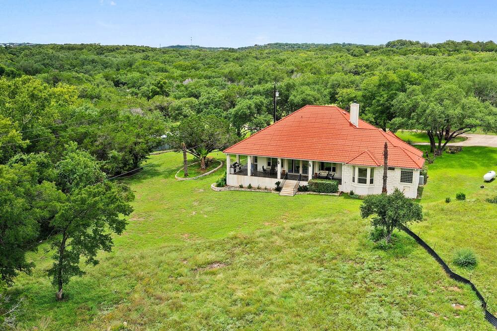 Photo of Others in Spicewood