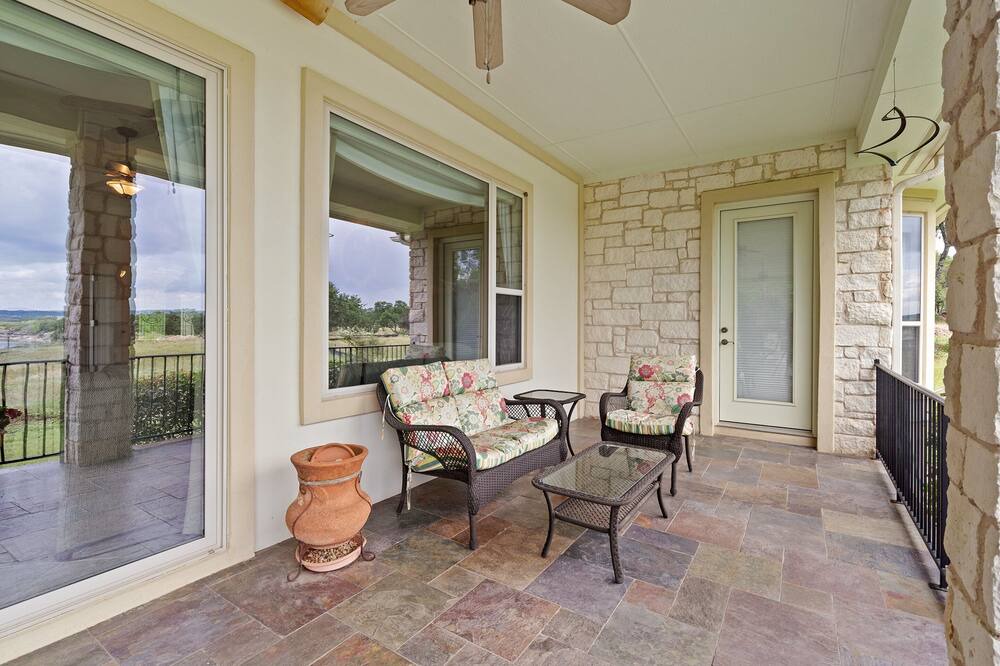 Photo of Patio Balcony in Spicewood