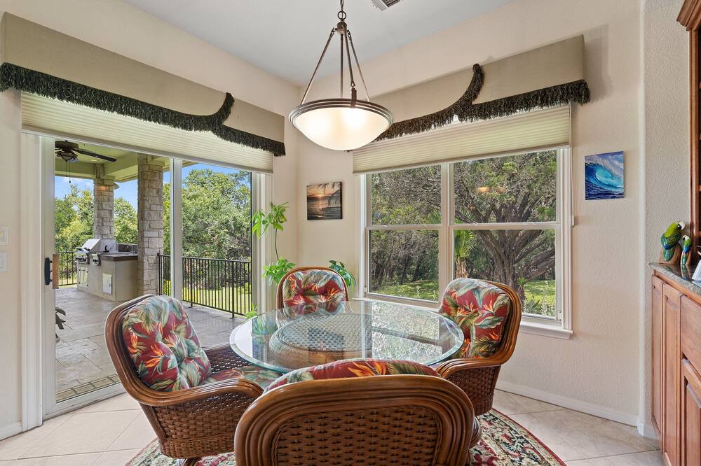 Photo of Livingroom in Spicewood