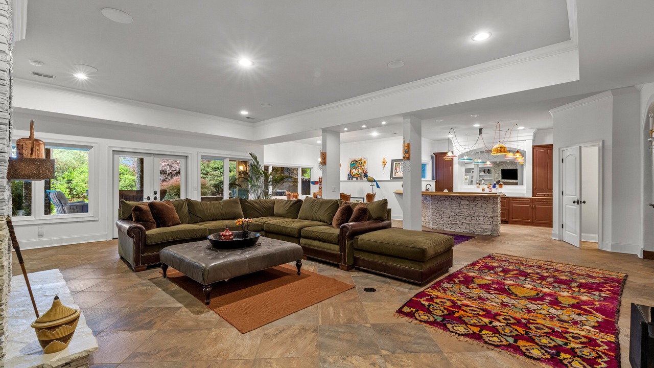 Photo of Livingroom in Lemon Springs