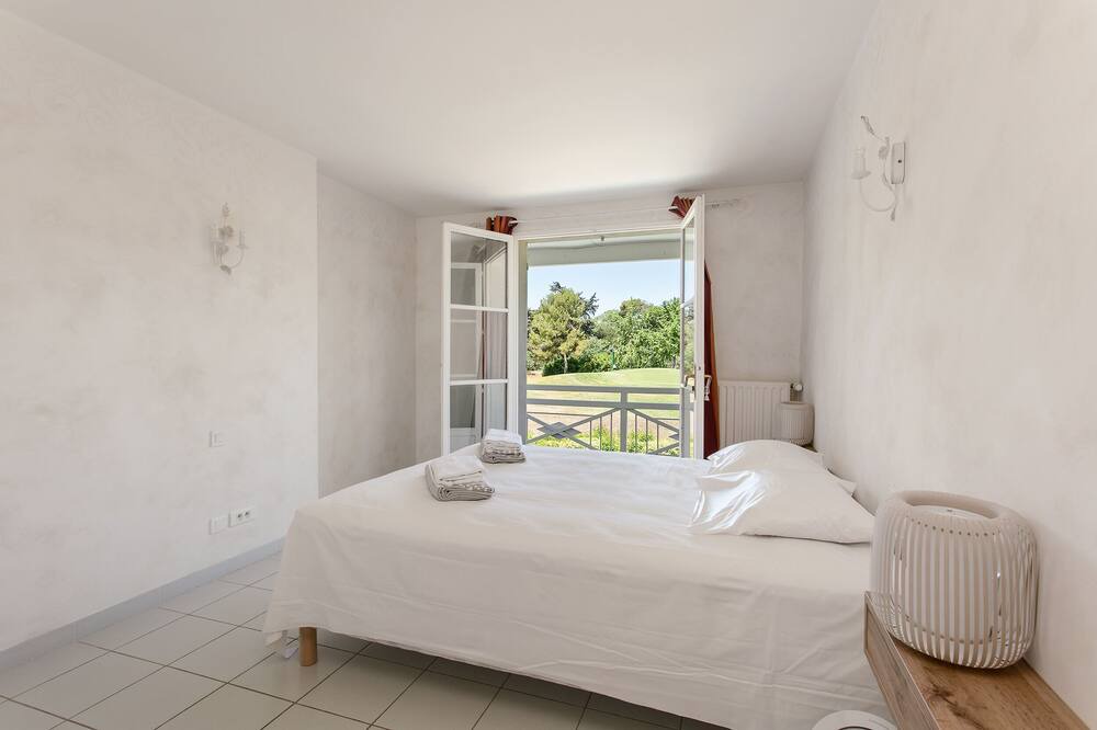 Photo of Bedroom in Baillargues