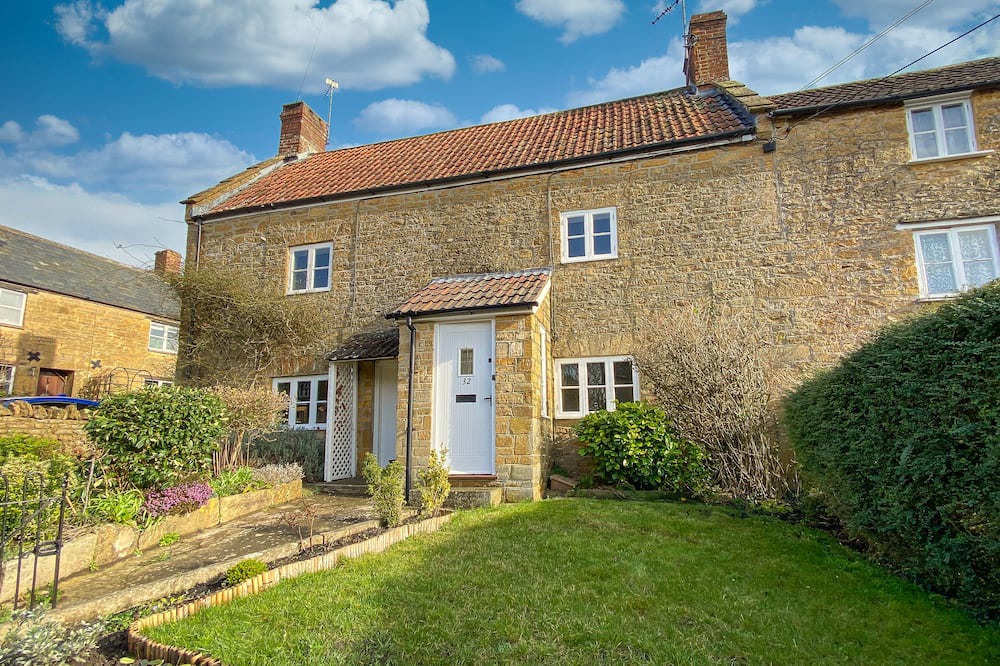 Photo of Outdoor in Brympton