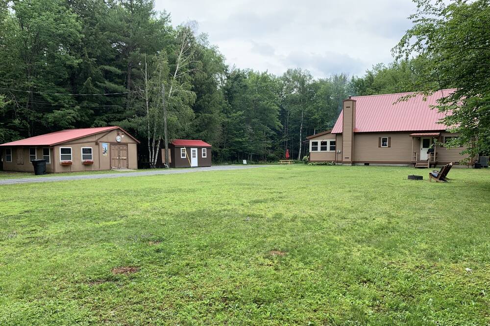 Photo of Others in Speculator