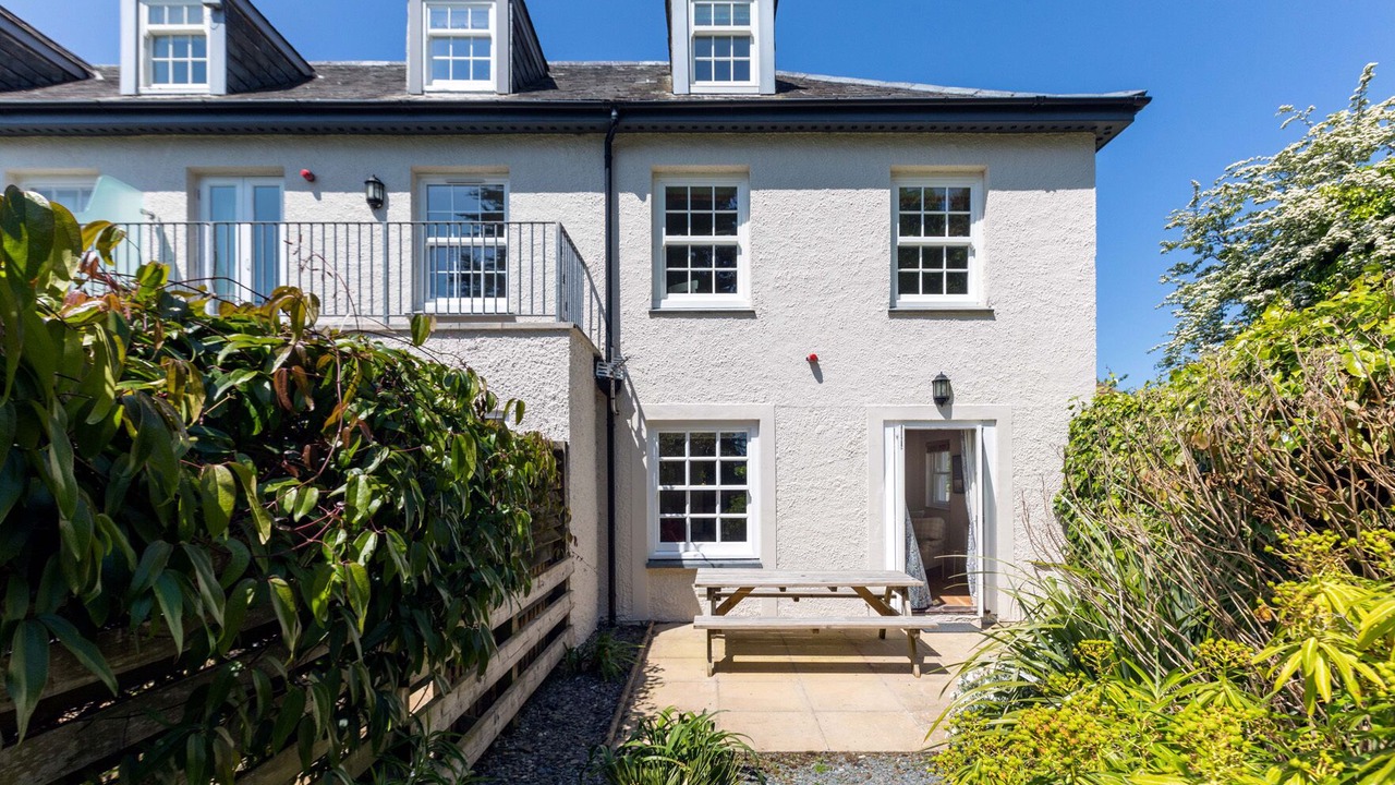 Photo of Others in Rock