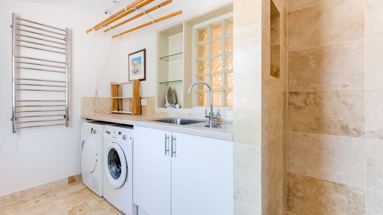 Photo of Bathroom in Rock