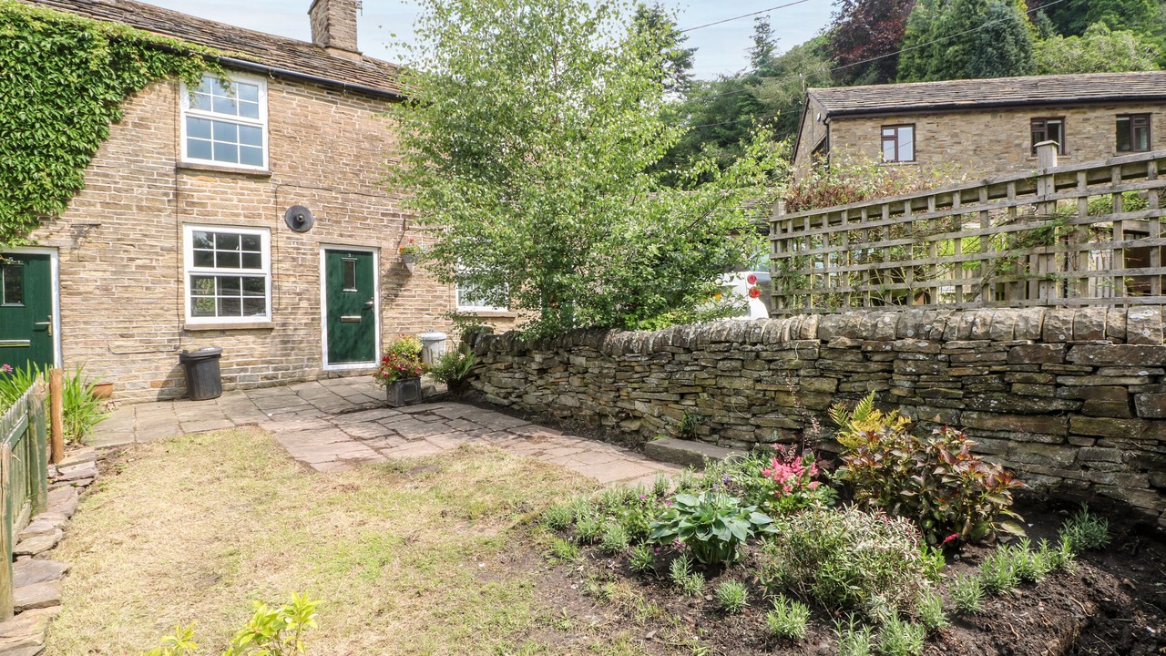 Photo of Others in Kerridge