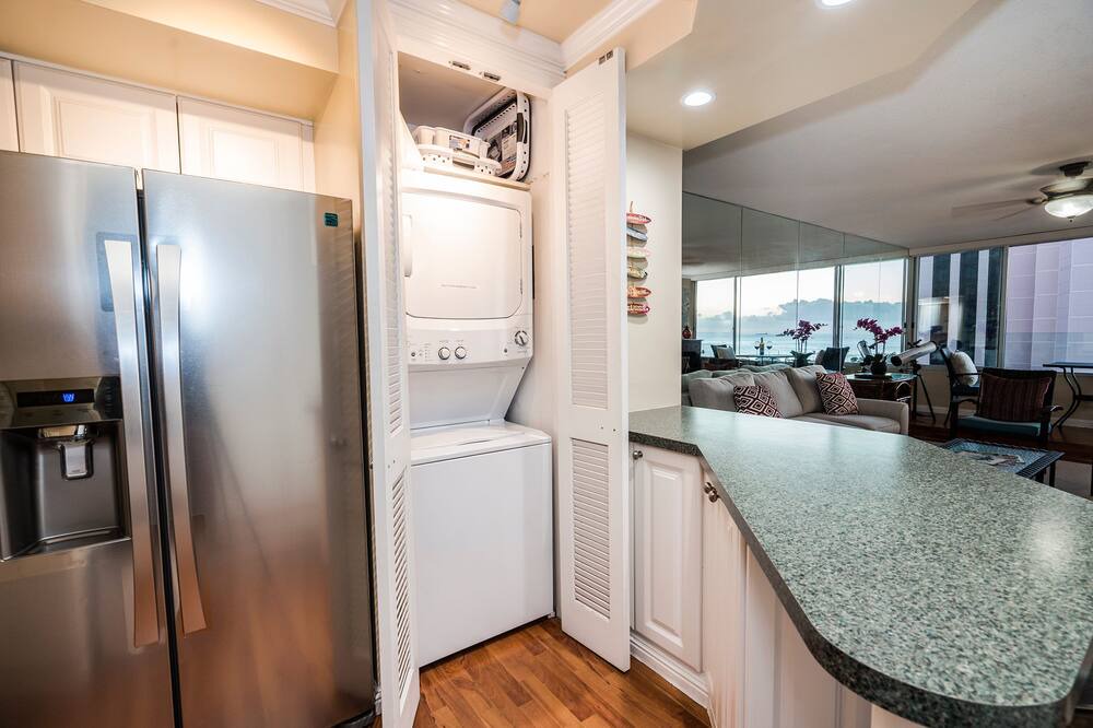 Photo of Others in Downtown Honolulu