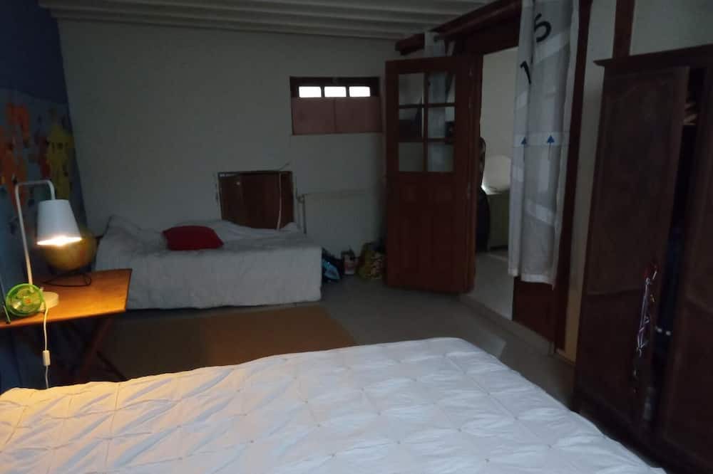 Photo of Bedroom in Feings