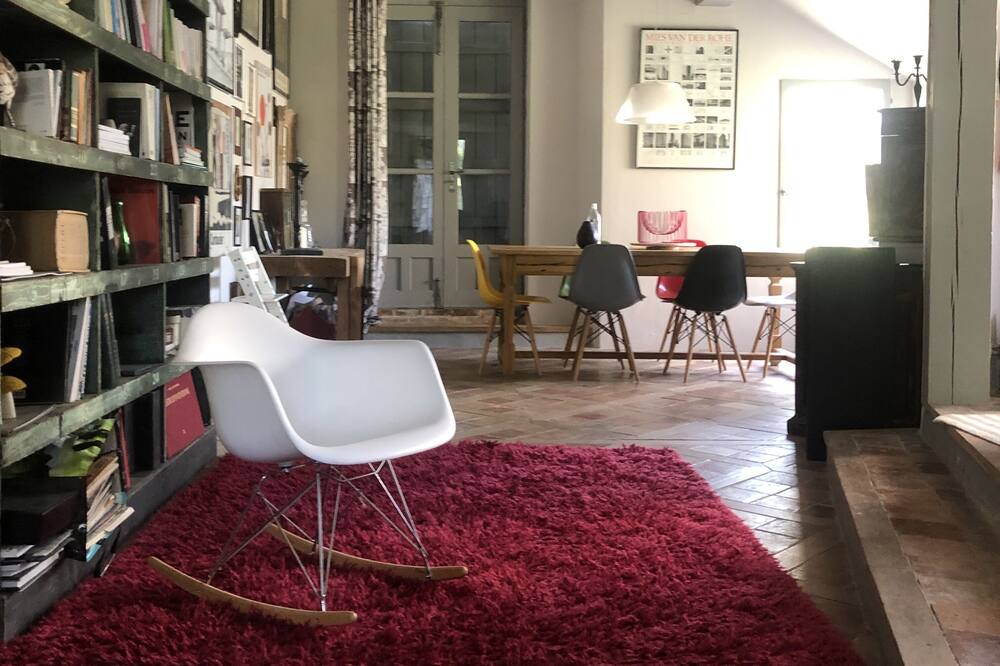 Photo of Others in Feings