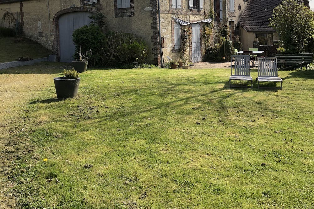 Photo of Outdoor in Feings