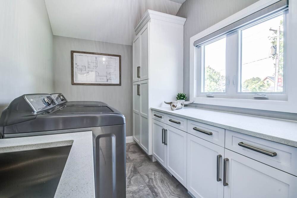 Photo of Kitchen in Lakeshore