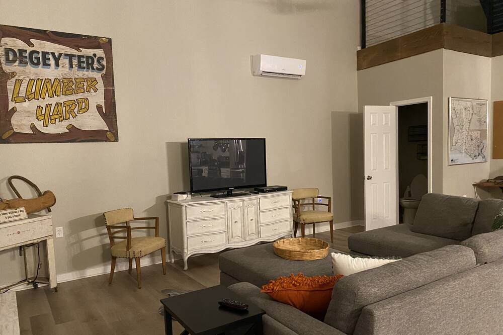 Photo of Livingroom in Breaux Bridge
