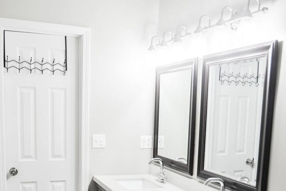 Photo of Bathroom in Breaux Bridge