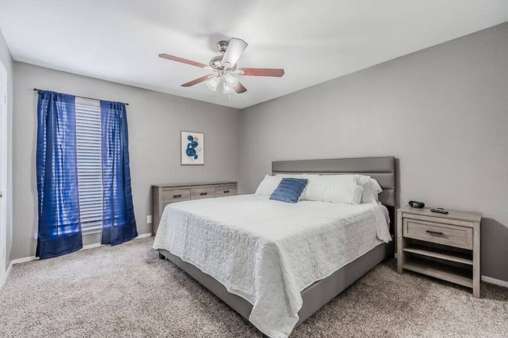 Photo of Bedroom in Fort Worth