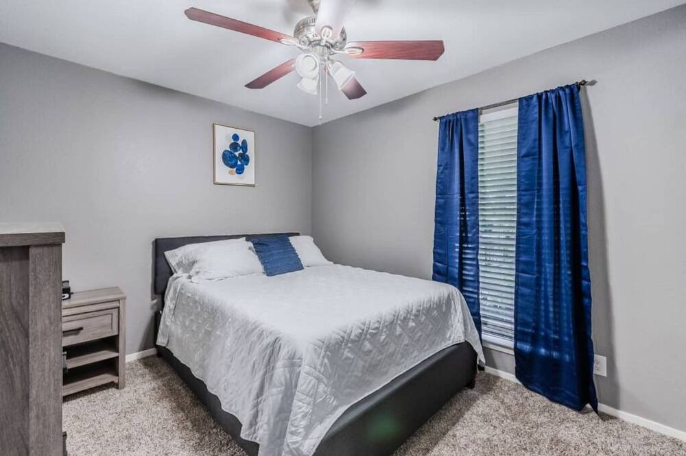 Photo of Bedroom in Fort Worth