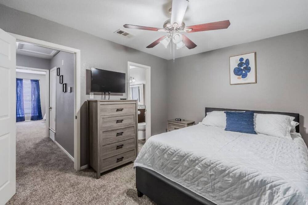 Photo of Bedroom in Fort Worth