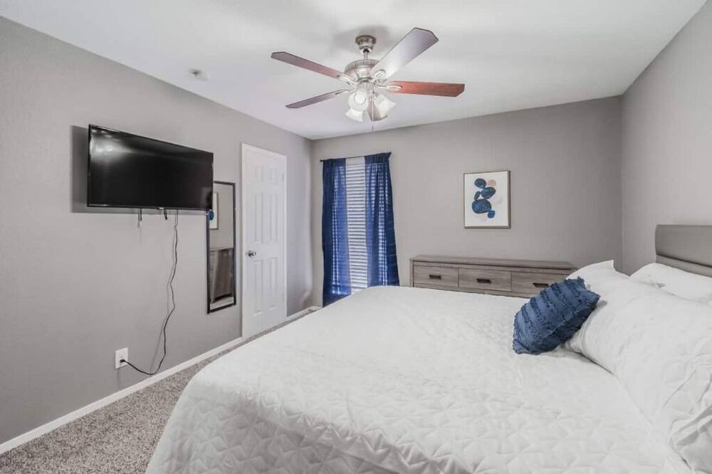 Photo of Bedroom in Fort Worth