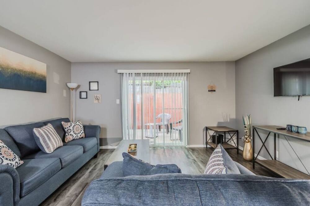 Photo of Livingroom in Fort Worth