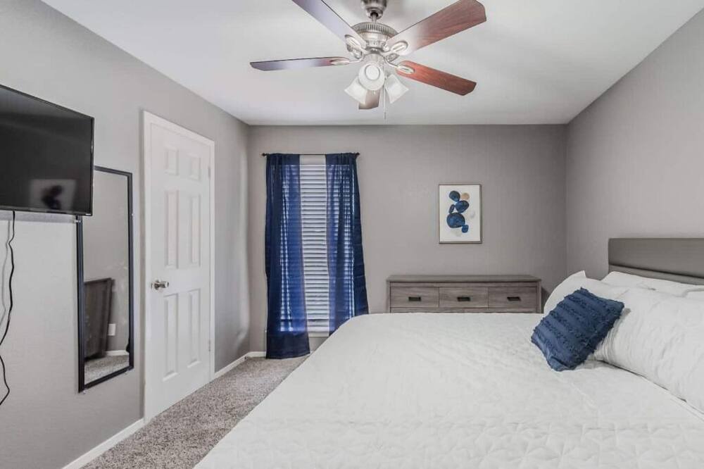 Photo of Bedroom in Fort Worth
