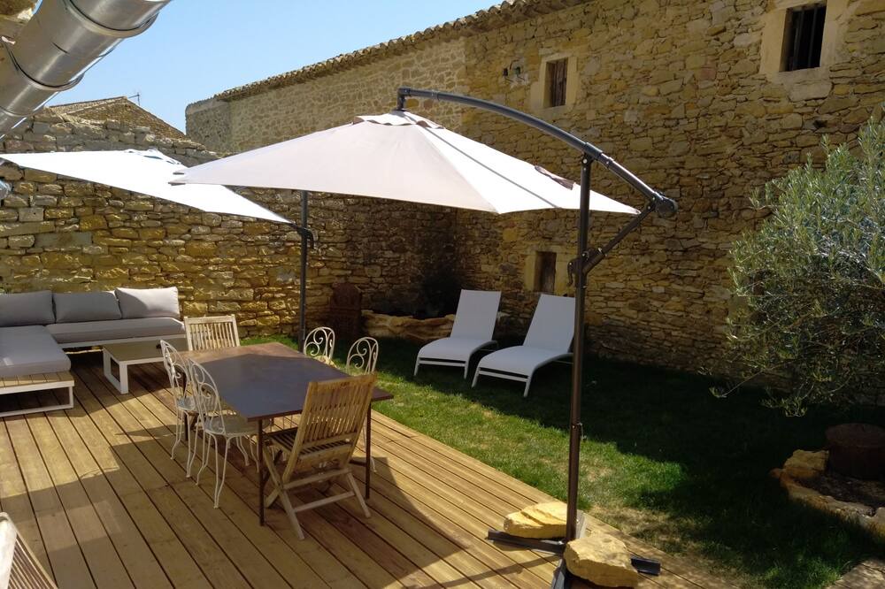 Photo of Patio Balcony in Sabran