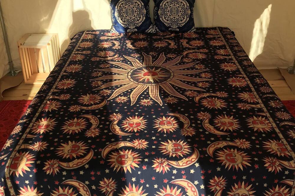 Photo of Bedroom in Thompson Ridge