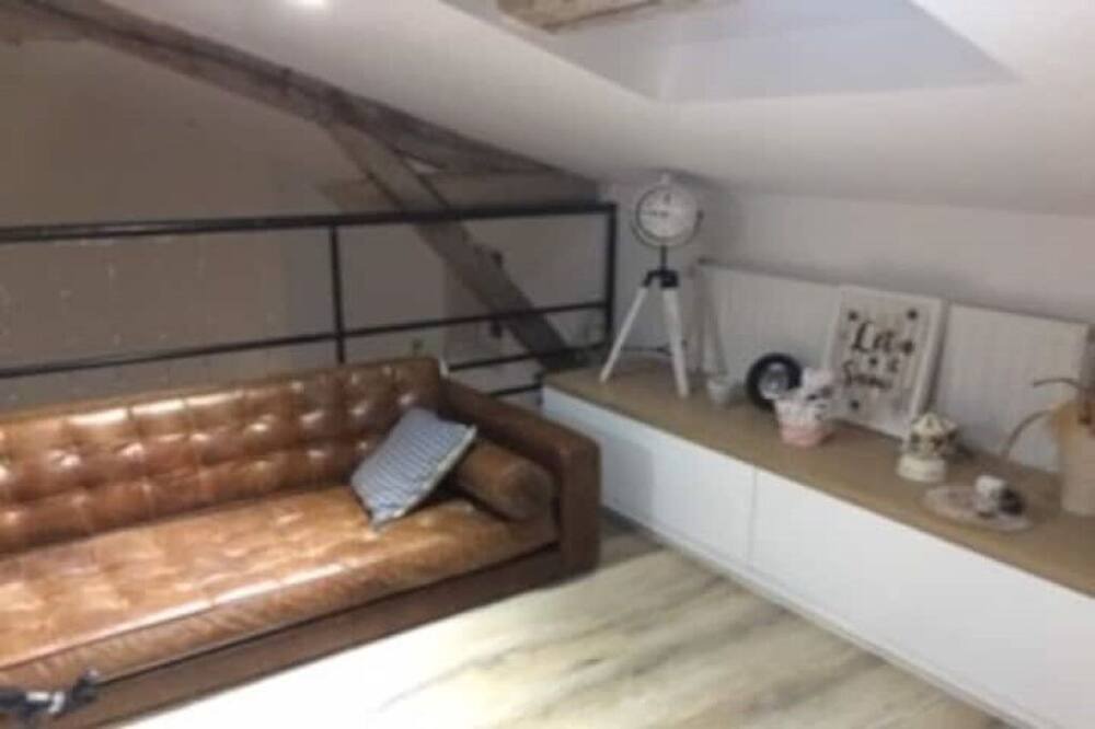 Photo of Bedroom in Clermont-Soubiran