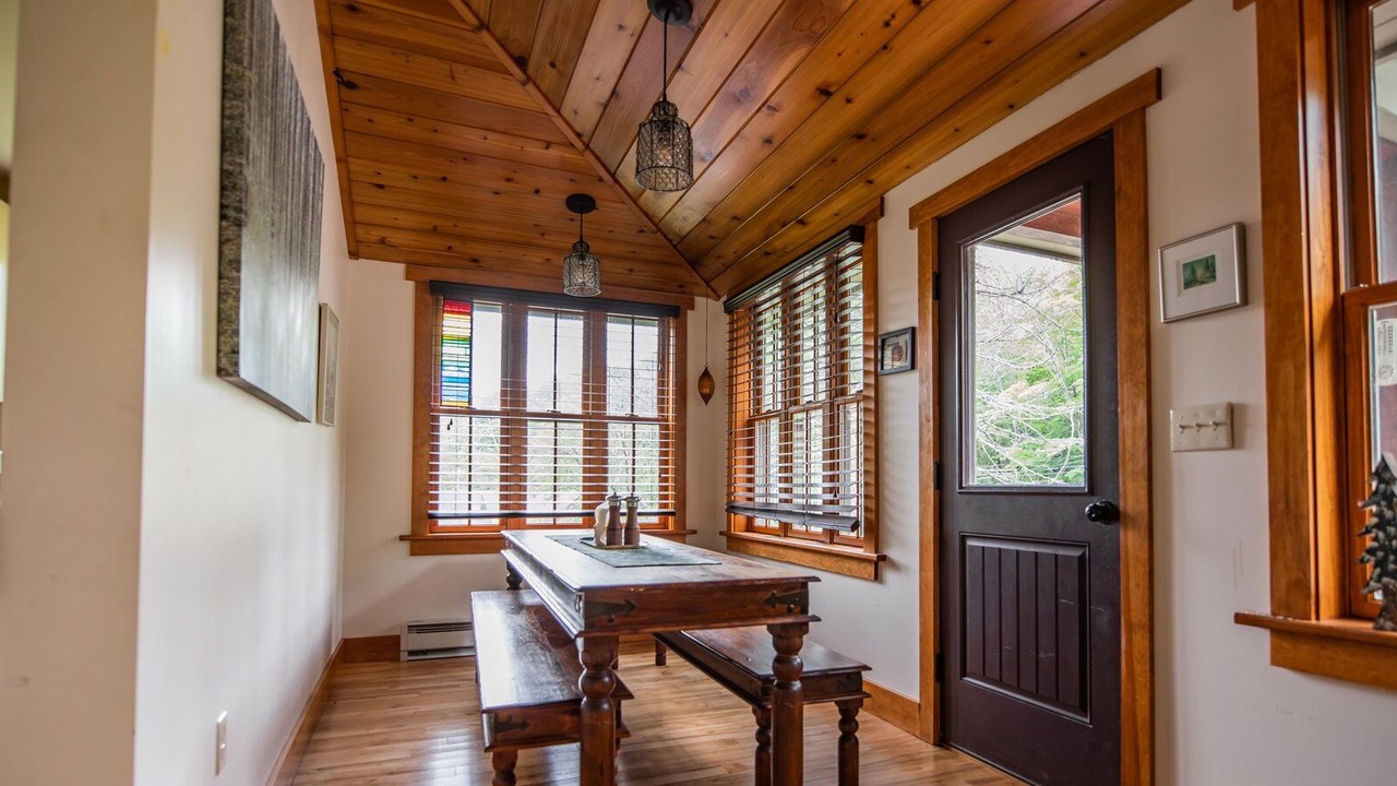 Photo of Others in Eagles Mere