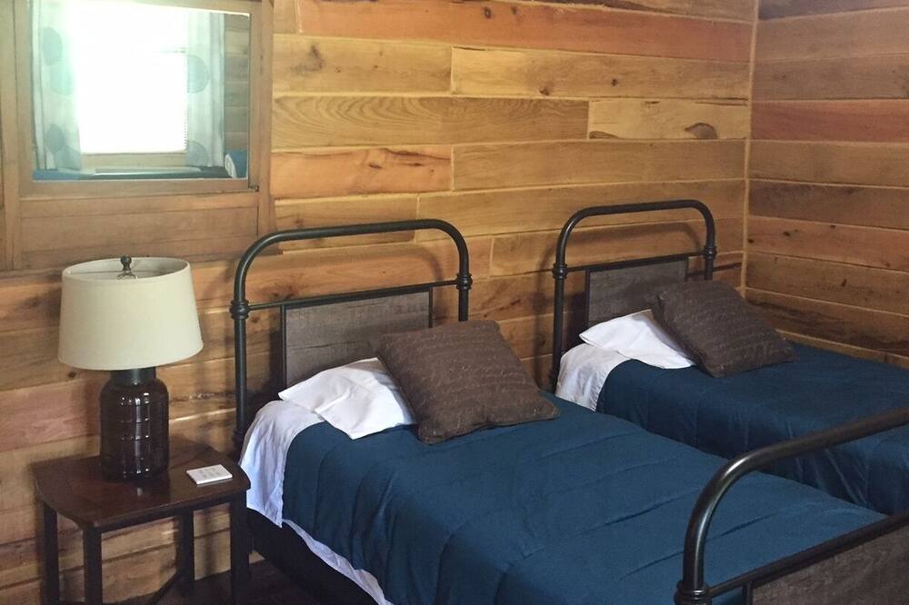 Photo of Bedroom in Tulsa