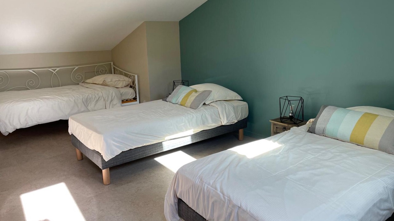 Photo of Others in Courset