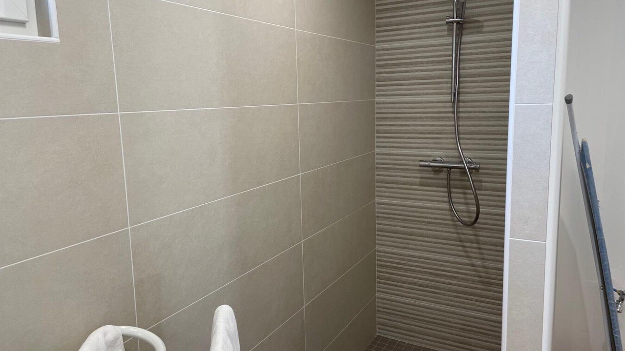 Photo of Bathroom in Courset