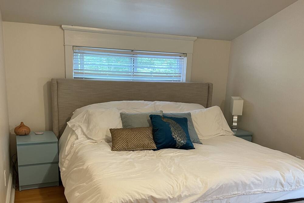 Photo of Bedroom in West End