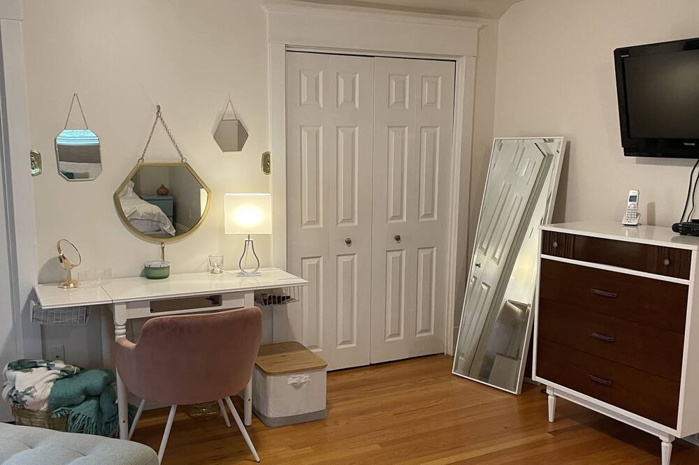 Photo of Bedroom in West End
