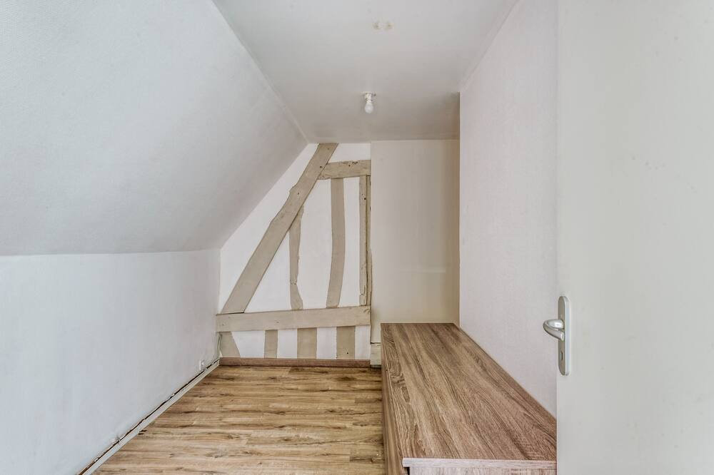 Photo of Bedroom in Jumieges