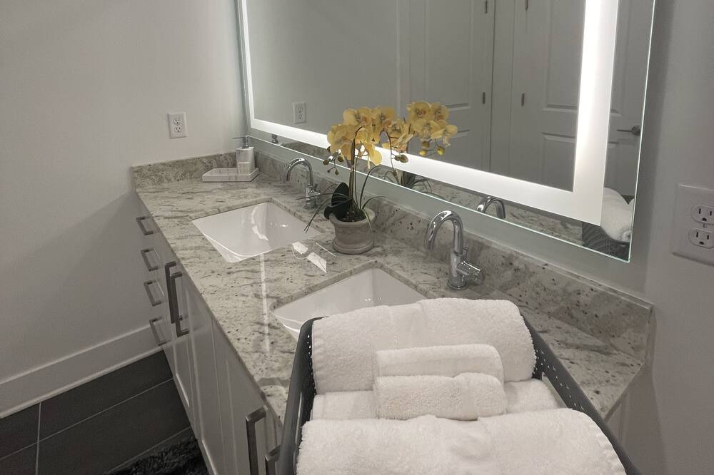 Photo of Bathroom in Reynoldstown