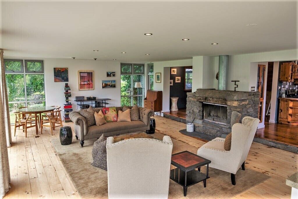 Photo of Others in Hurley